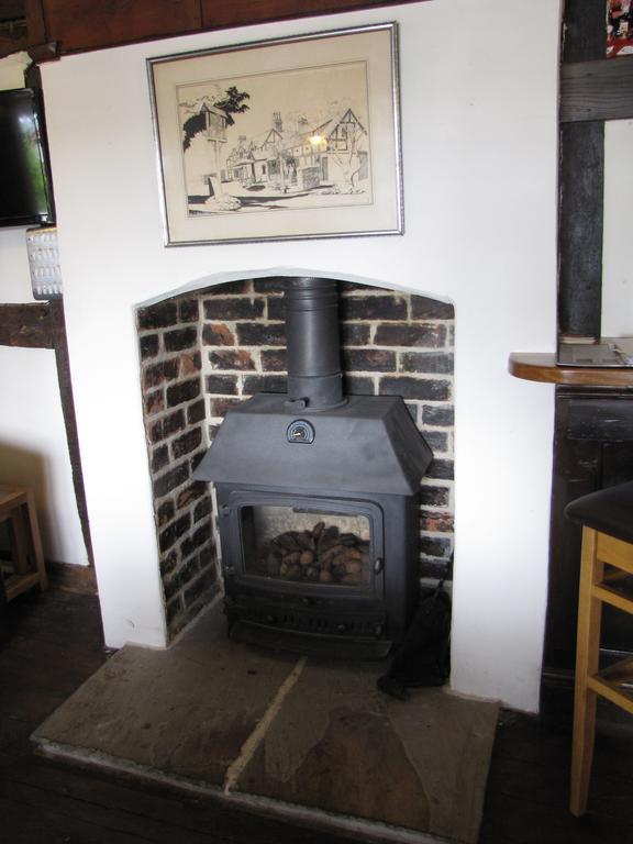 Rose & Crown Otel Tenbury Oda fotoğraf